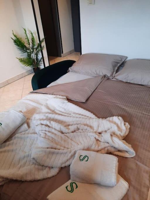 Apartman Smaragd Fazana Bagian luar foto